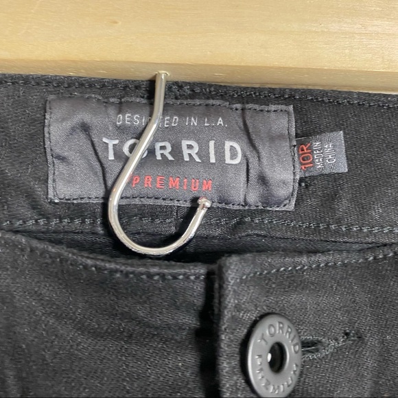 Torrid- Black Classic Ankle Skinny Jean - 10 R - Picture 7 of 10